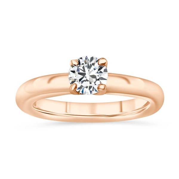 Rencontrez l'élégance intemporelle du solitaire 'Classique'