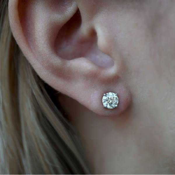 Puces D'oreilles Diamant 4 Griffes
